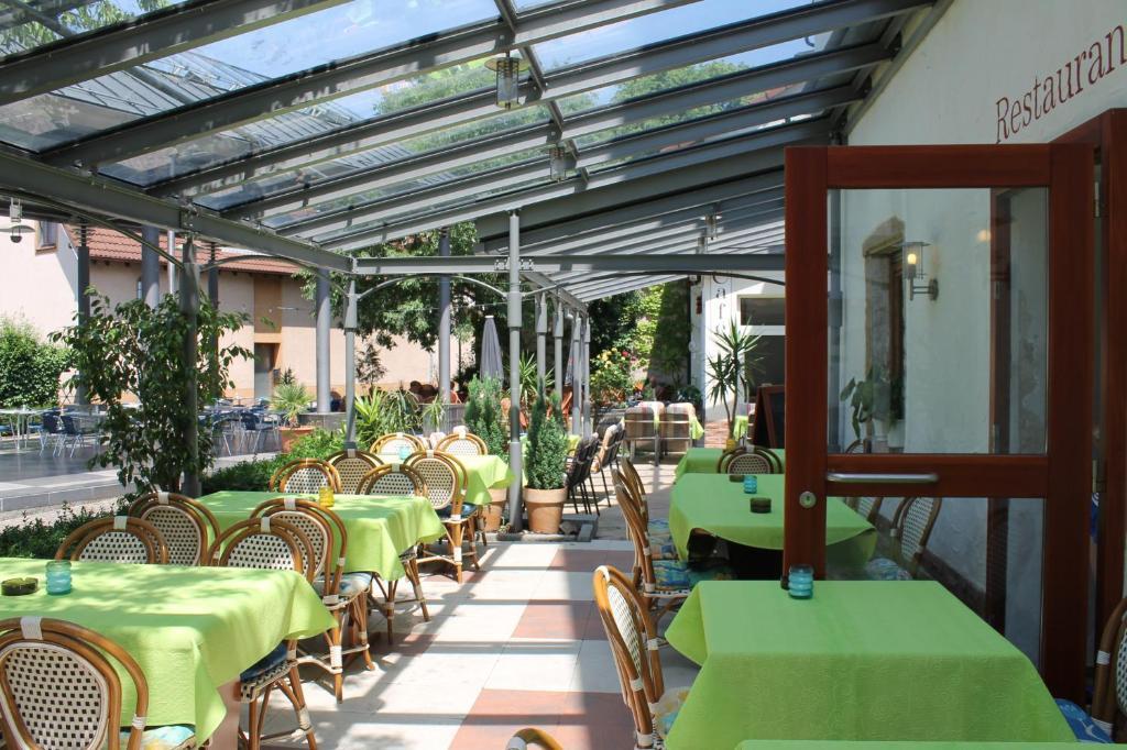 Gasthof Kreuz Hotel Heitersheim Exterior photo